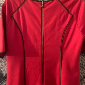 Nine West 3 quarter sleeve with uniques trim ion dress with pockets.